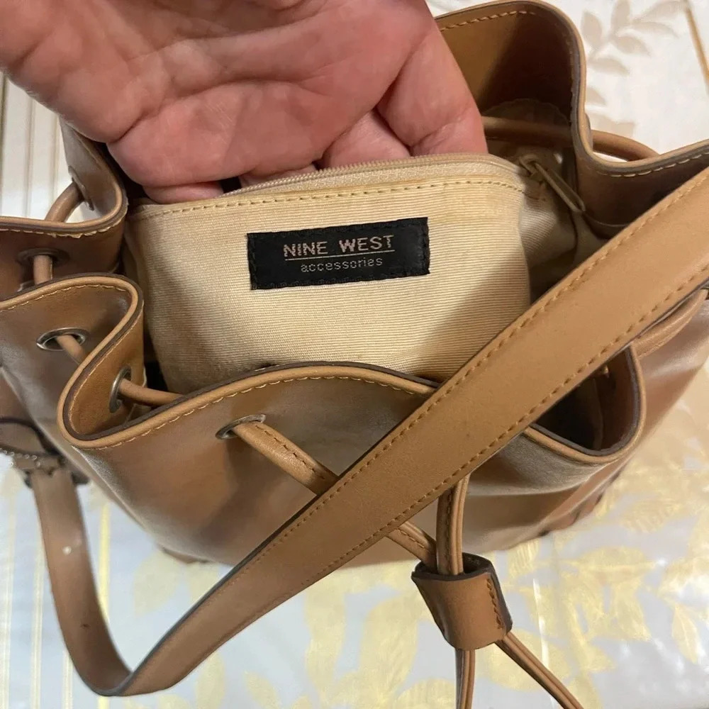 Tan Leather Drawstring Bucket Bag - Women's Shoulder Purse - Picture 5 of 10